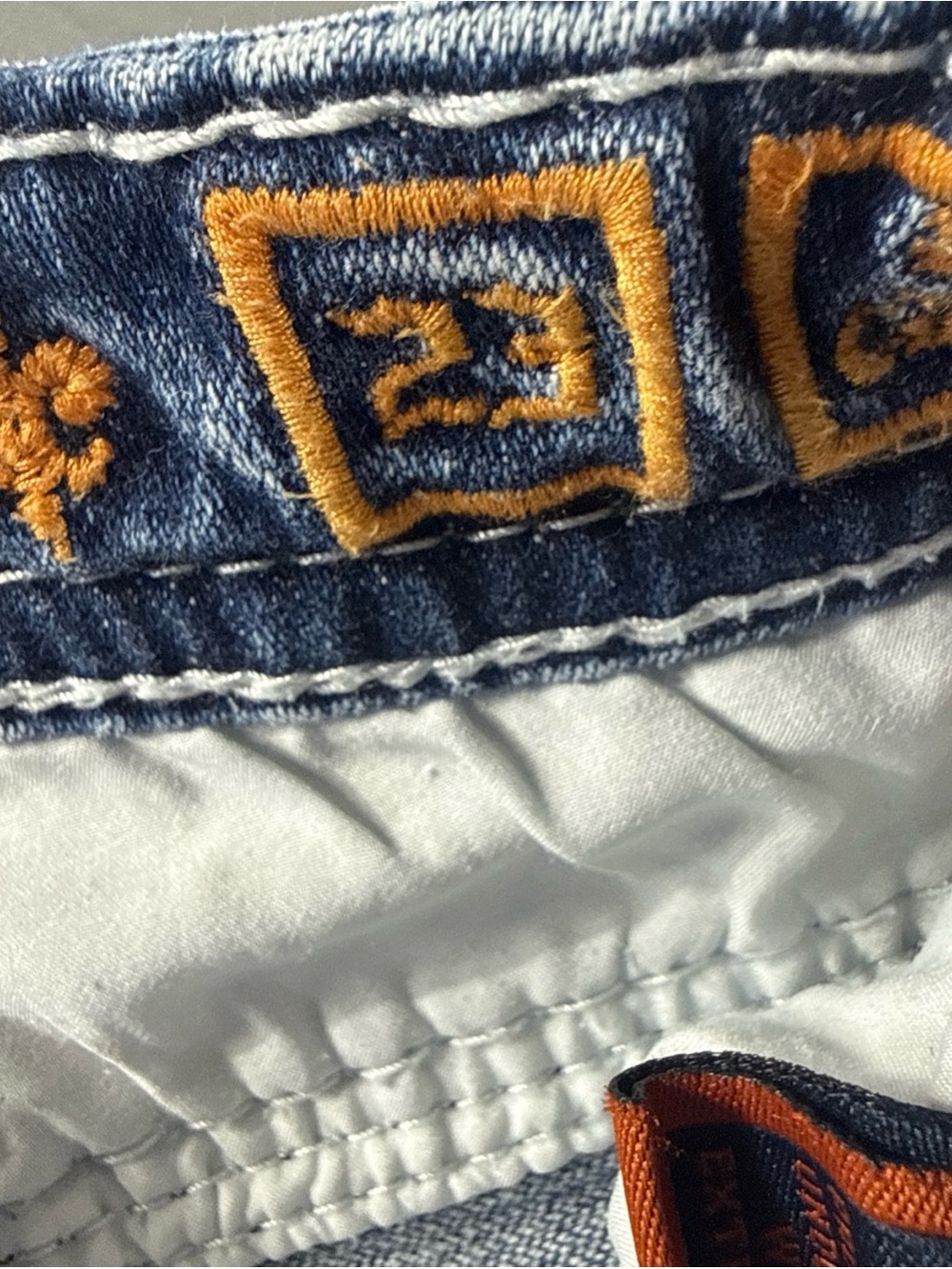 Rock Revival Women’s Light Blue Embroidered Back Pocket Jeans - Picture 7 of 16